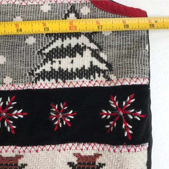 TanTrums Tapestry Snowmen Christmas Trees Velvet Collar Satin Back Vest Small - Picture 7 of 13